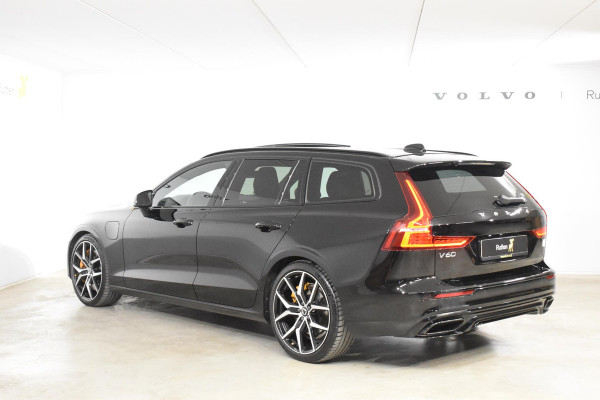 Volvo V60 T8 405PK Twin Engine AWD Polestar Engineered / Bowers & Wilkins / 20'' velgen / Panoramadak / Head-up Display / Donker getint glas