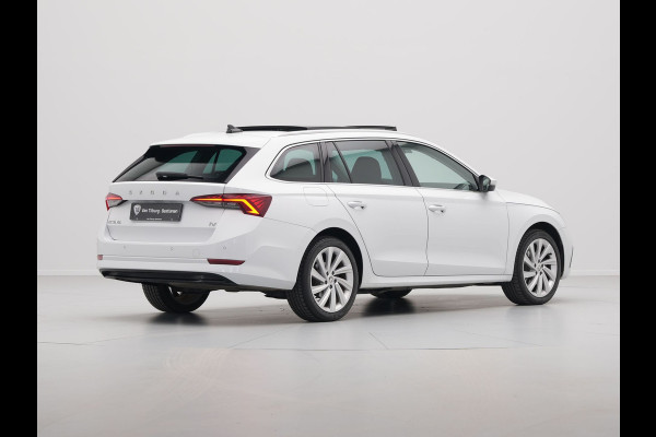 Škoda Octavia Combi 1.4 TSI iV 218pk PHEV Style Trekhaak Panorama Canton Acc 302