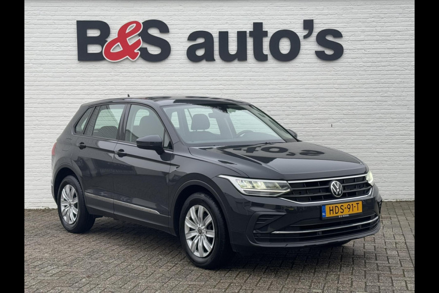 Volkswagen Tiguan 1.5 TSI Life Nieuw model Led Clima Safety pack Pdc Mooie kleur Nette auto!