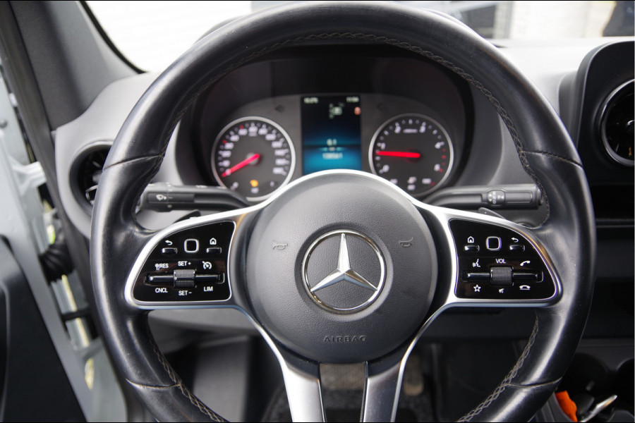 Mercedes-Benz Sprinter 319 3.0 V6 3P, AUT. LED, TREKHAAK, CAMERA, CRUISE, LEDER STUUR, NAVI BY APPLE CARPLAY, STANDKACHEL