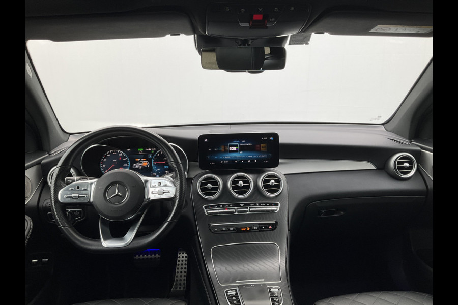 Mercedes-Benz GLC 300e 4MATIC AMG Pano Burmester 360cam 19inch Trekhaak