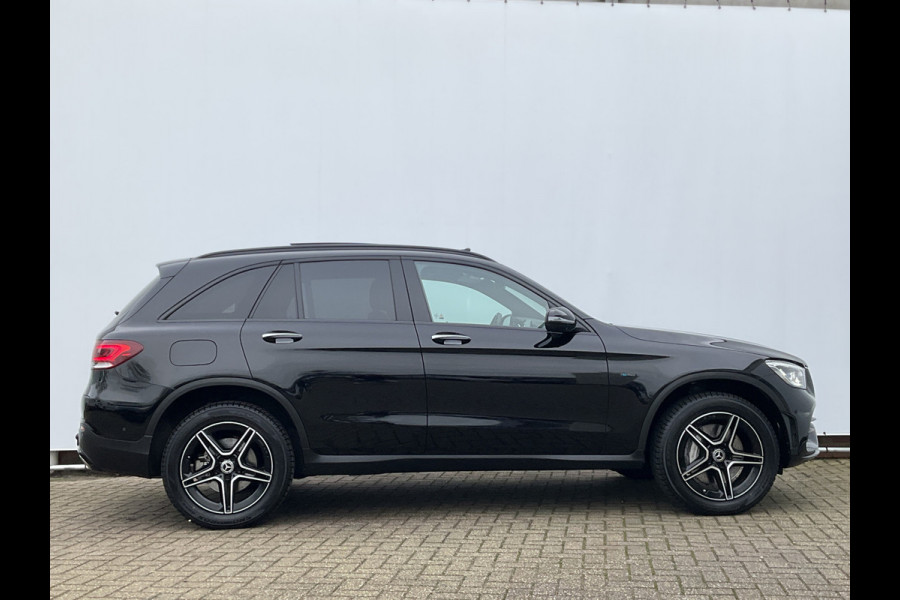 Mercedes-Benz GLC 300e 4MATIC AMG Pano Burmester 360cam 19inch Trekhaak