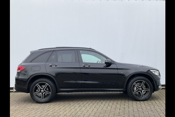 Mercedes-Benz GLC 300e 4MATIC AMG Pano Burmester 360cam 19inch Trekhaak