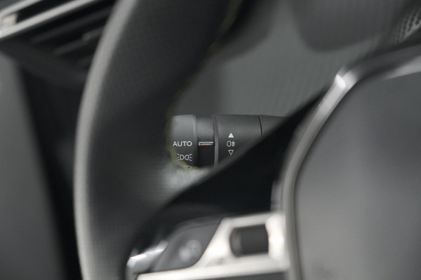 Peugeot 208 PureTech 100 GT | Camera | Navigatie | Apple Carplay | Parkeersensoren