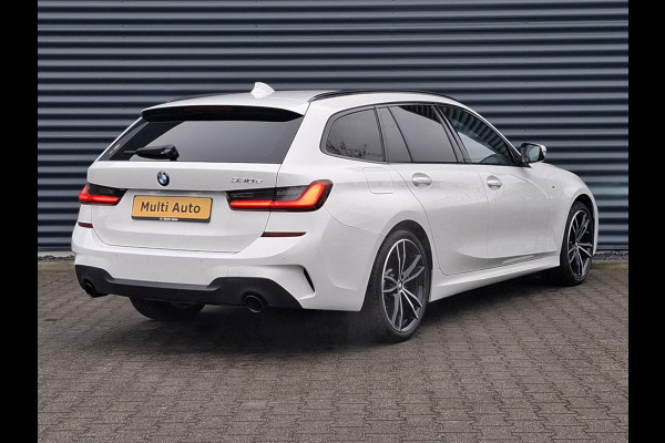 BMW 3 Serie Touring 330e M Sport Plug In Hybrid 293pk PHEV | Panodak | Adaptive Cruise | Trekhaak af Fabriek | Harman Kardon | Head Up | Adaptive Onderstel | Apple Carplay | Sportstoelen Memory |