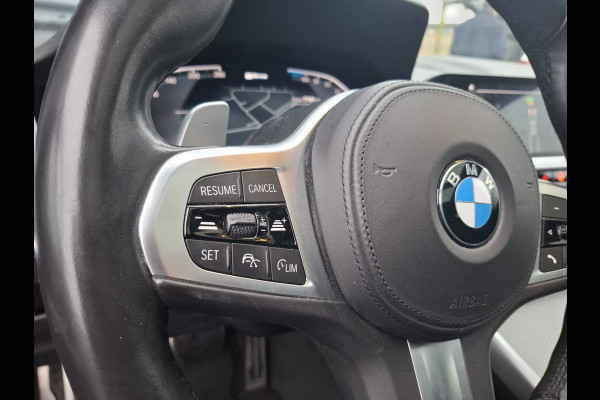 BMW 3 Serie Touring 330e M Sport Plug In Hybrid 293pk PHEV | Panodak | Adaptive Cruise | Trekhaak af Fabriek | Harman Kardon | Head Up | Adaptive Onderstel | Apple Carplay | Sportstoelen Memory |