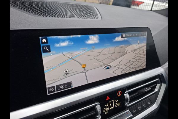 BMW 3 Serie Touring 330e M Sport Plug In Hybrid 293pk PHEV | Panodak | Adaptive Cruise | Trekhaak af Fabriek | Harman Kardon | Head Up | Adaptive Onderstel | Apple Carplay | Sportstoelen Memory |