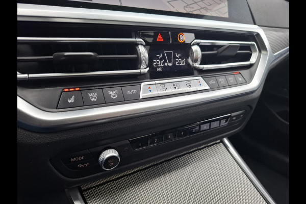 BMW 3 Serie Touring 330e M Sport Plug In Hybrid 293pk PHEV | Panodak | Adaptive Cruise | Trekhaak af Fabriek | Harman Kardon | Head Up | Adaptive Onderstel | Apple Carplay | Sportstoelen Memory |