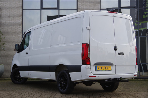 Mercedes-Benz Sprinter 319 3.0 CDI V6 L2H1 AUT. LED, 3.5T TREKHAAK, CAMERA, NAVI, APPLE CARPLAY, ZONNEKLEP, GEVEERDE BEST. STOEL