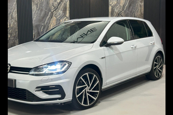 Volkswagen Golf 1.5 TSI DSG Highline Business R-line|ACC|Front Ass|Stoelverwarming