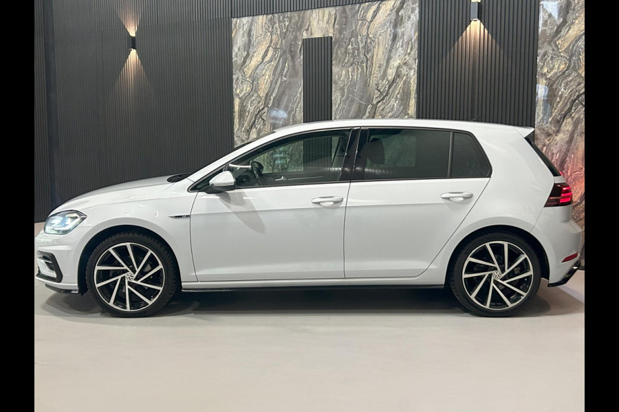 Volkswagen Golf 1.5 TSI DSG Highline Business R-line|ACC|Front Ass|Stoelverwarming