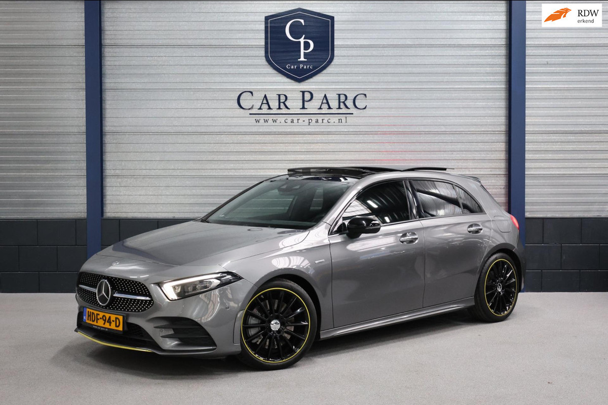 Mercedes-Benz A-Klasse 250 AMG Edition 1 MULTIBEAM/VIRTUAL/SFEER/PANO/ALCANTARA+S.VERWARMING/19" LMV/CAM/ACC/12 MND GARANTIE!