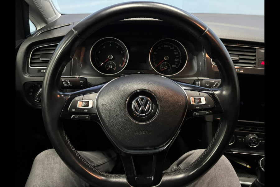 Volkswagen Golf 1.0 TSI Comfortline Business Navi | Clima | Camera | Cruise | Lichtmetaal | PDC