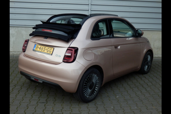 Fiat 500E Icon 42kwh | Cabrio | Aut. airco | Apple carpl. Andr. Auto | 16"