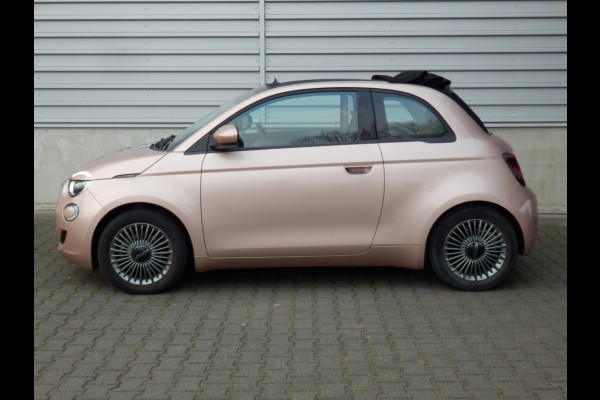 Fiat 500E Icon 42kwh | Cabrio | Aut. airco | Apple carpl. Andr. Auto | 16"