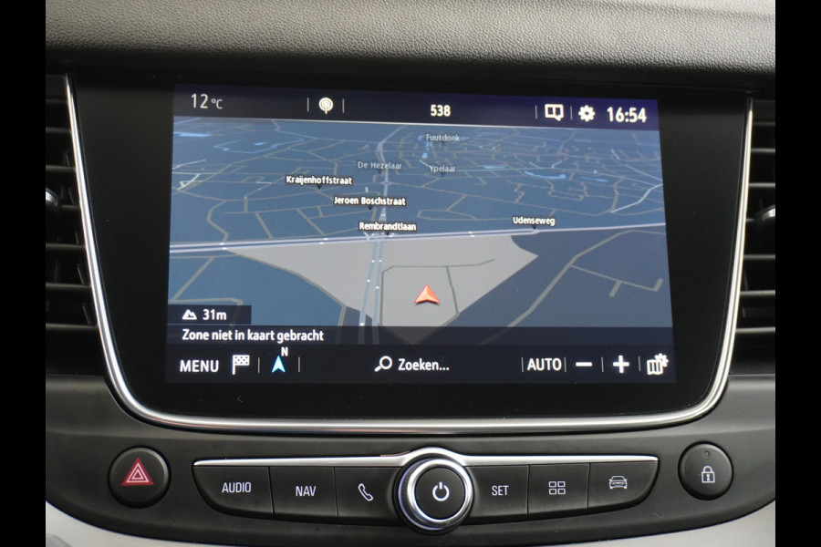 Opel Grandland X T131PK Trekhaak Camera Apple Carplay Android Auto Navi Bord-Herkenning Ecc Pdc 1/2 Leer koplampen adaptief Autom.Achterklep AGR- LaneAssist DAB Bluetooth Connected Led Licht-Regensensor Sensor dodehoek Business Executive 1ste Eigenaar 1.400kg trekvermogen Volledig Onderhouden! Euro 35.000 nieuw