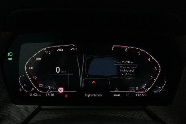 BMW 1-serie 118i Executive Edition M-SPORT (1e Eig, NL-auto, Dealer OndH, Carplay/ Android, Navi-groot, PDC V+A, Cruise Contr Etc)