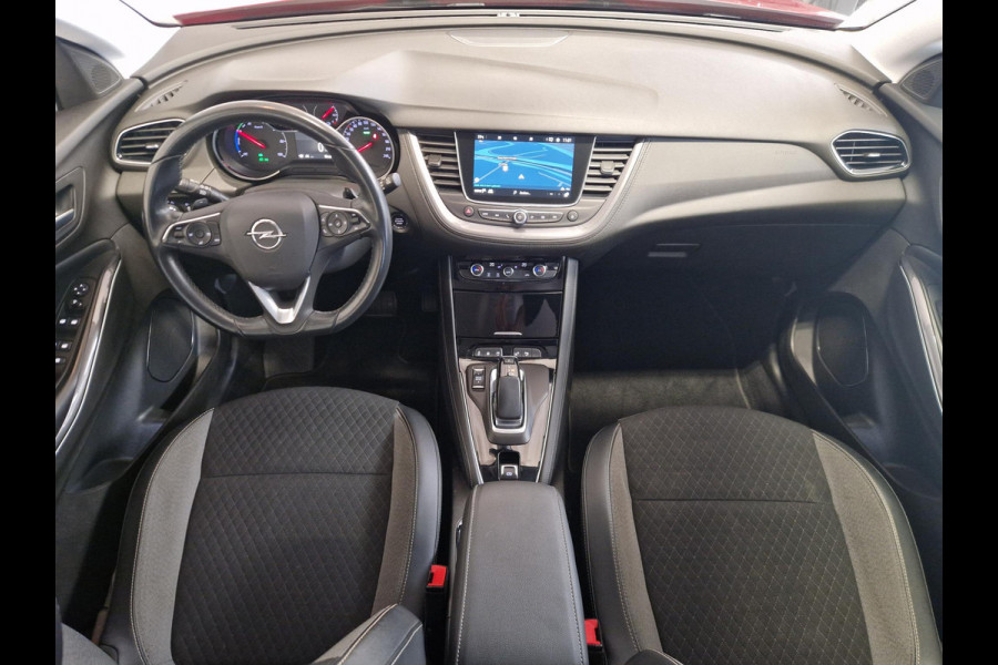 Opel Grandland 1.6 Turbo Hybrid Business Elegance | Navigatie | Parkeersensoren voor en achter | Apple Carplay/Android Auto