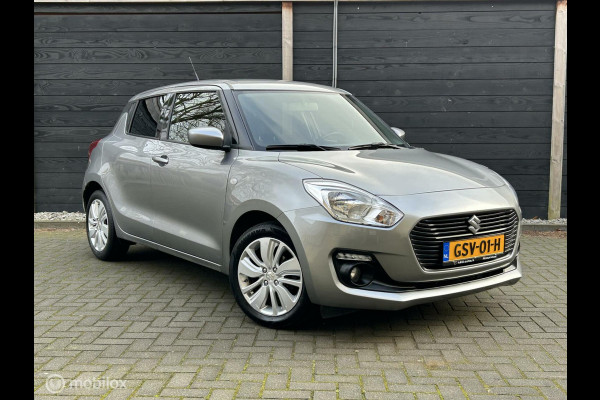 Suzuki Swift 1.2 Comfort Carplay / 16" LM / Camera / 68.952 KM