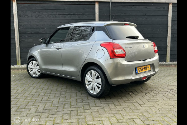 Suzuki Swift 1.2 Comfort Carplay / 16" LM / Camera / 68.952 KM