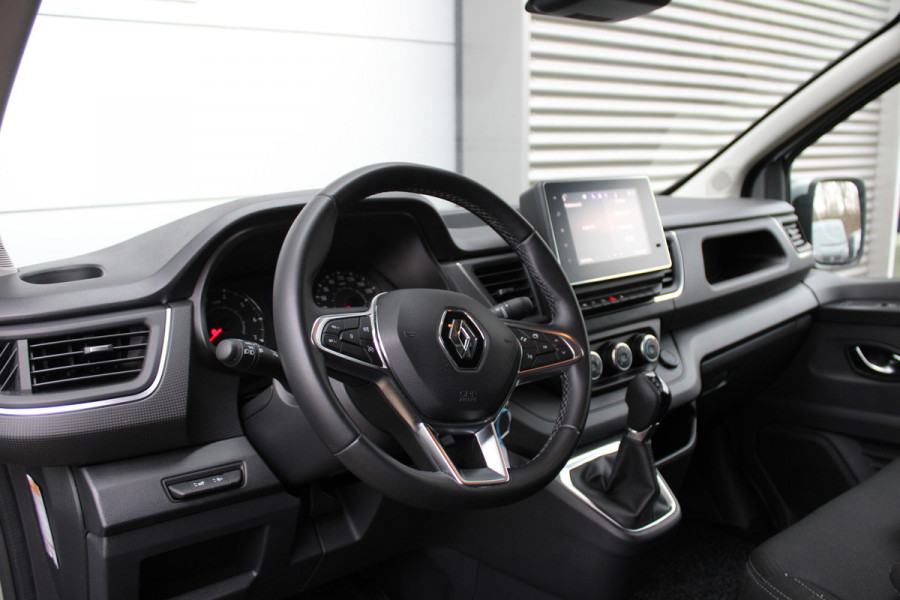 Renault Trafic 2.0 dCi 150pk T30 L2H1 Work Edition - 2x Schuifdeur - Carplay - Camera - Trekhaak - Betimmering - Rijklaar