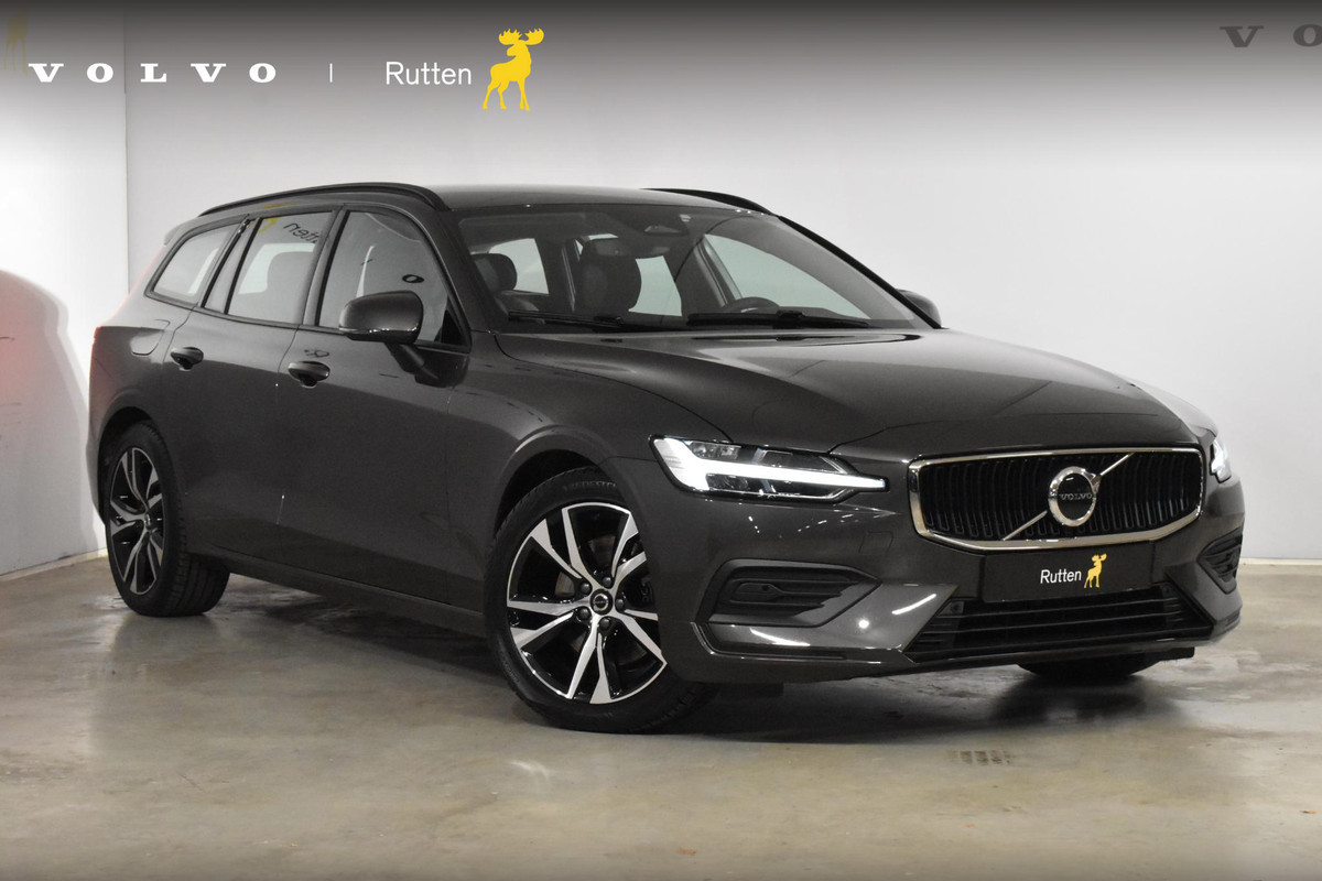 Volvo V60 B3 177PK Automaat Essential Edition Volvo V60 B3 163PK Essential Edition / Navigatie / Camera / Parkeersensoren / Stuur-Stoelverwarming / 18'' LM Velgen / Trekhaak /