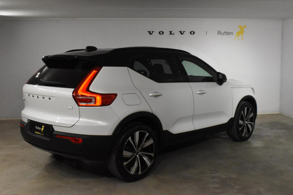 Volvo XC40 T4 211PK Automaat Recharge R-Design / Panoramadak / Donker getint glas / 20"Velgen / Verwarmbare stoelen