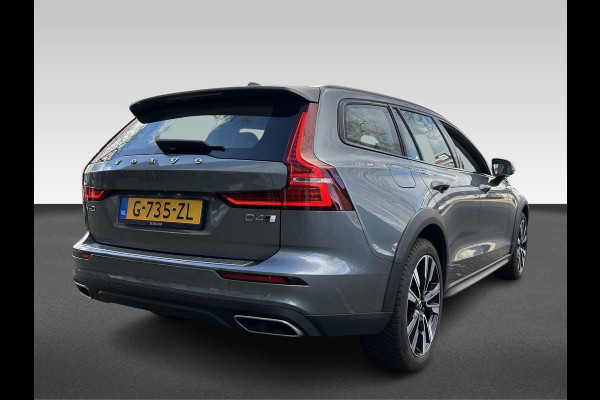 Volvo V60 Cross Country 2.0 D4 AWD Pro |  head-up | schuifdak | trekhaak | dealer onderhouden