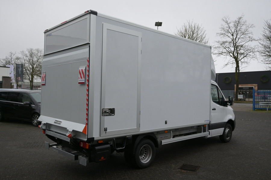 Mercedes-Benz Sprinter 519 CDI L3 Bakwagen met Dhollandia laadklep BPM vrij 3500 kg trekgewicht, LED, Geveerde stoel