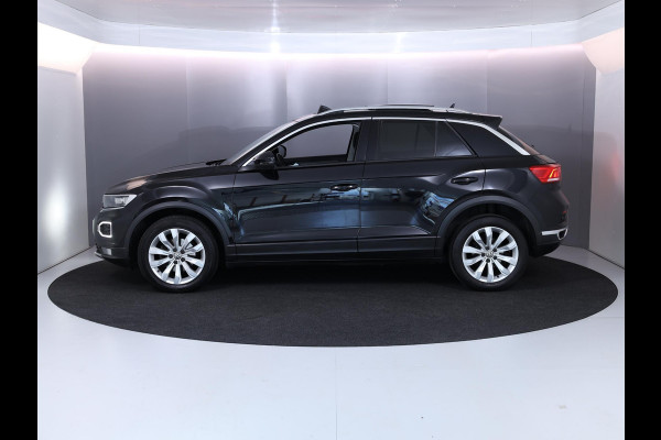 Volkswagen T-Roc 1.0 TSI Style 115pk 6bak| Navi| Pano-dak| Camera| 17'LM-velgen|