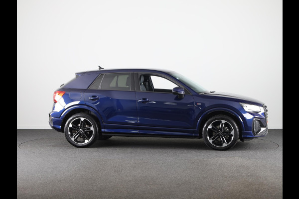 Audi Q2 35 TFSI S Edition 150 pk S-tronic | Verlengde garantie | Navigatie | Parkeersensoren achter | Adaptieve cruise control | S-Line |