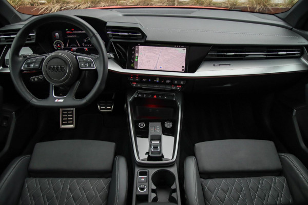 Audi A3 Sportback 45TFSI e PHEV S Edition S line Competition 245pk S-Tronic|Panoramadak|Virtual Cockpit|Supersport Kuipstoelen|B&O