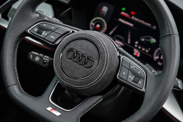 Audi A3 Sportback 45TFSI e PHEV S Edition S line Competition 245pk S-Tronic|Panoramadak|Virtual Cockpit|Supersport Kuipstoelen|B&O