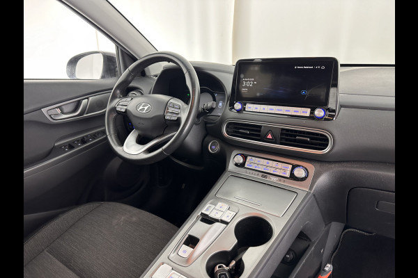 Hyundai Kona EV Comfort 64 kWh [ 3-Fase ] (INCL-BTW) *HEAT-PUMP | DIGI-COCKPIT | ADAPTIVE-CRUISE | KRELL-AUDIO | NAVI-FULLMAP | APP.CONNECT | DAB | LANE-ASSIST | KEYLESS | COMFORT-SEATS | CCS-FASTLOADER | SHIFT-PADDLES | 17"ALU*