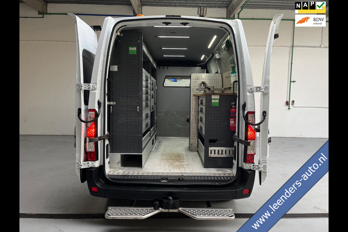 Renault Master SERVICEWAGEN T35 2.3 DCI 145PK EURO6 L2H2 VICTRON V230 BOTT INRICHTING AIRCO STANDKACHEL TREKHAAK RIJKLAARPRIJS!