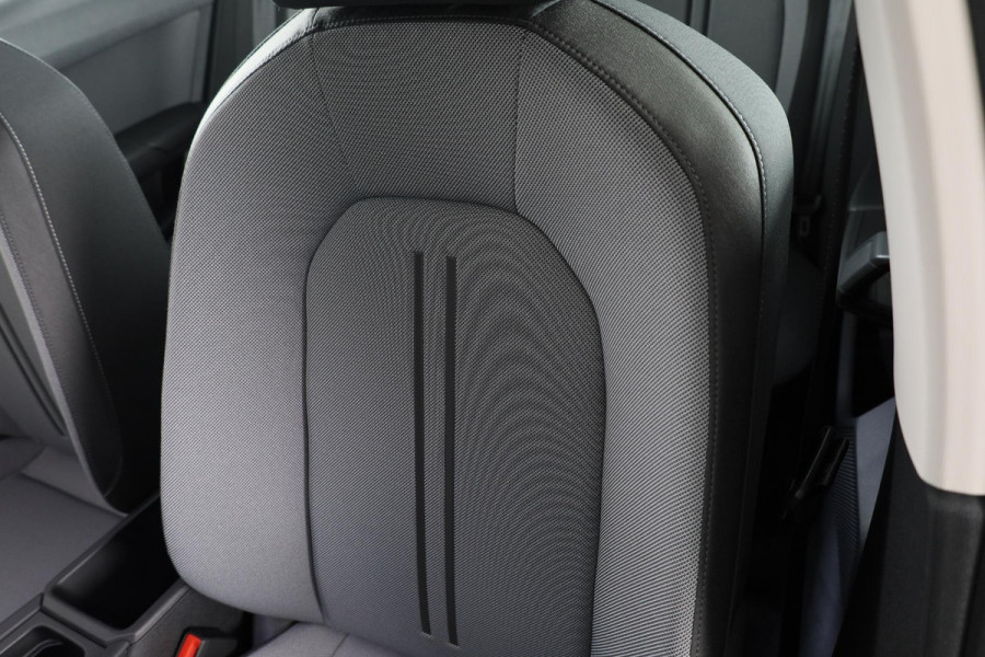 Seat Leon Sportstourer Style 1.5 TSI 115pk Stationwagen 6 versn. H SEAT Leon 1.5 TSI 115 pk Style