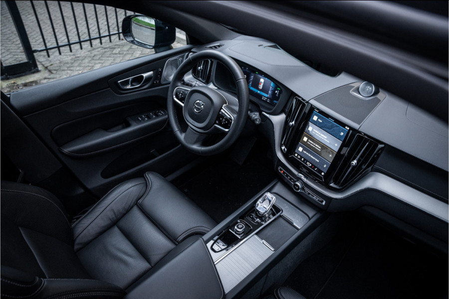 Volvo XC60 2.0 T6 Plug-in hybrid AWD Ultra Black Edition - Massage - Panodak - Ventilatie