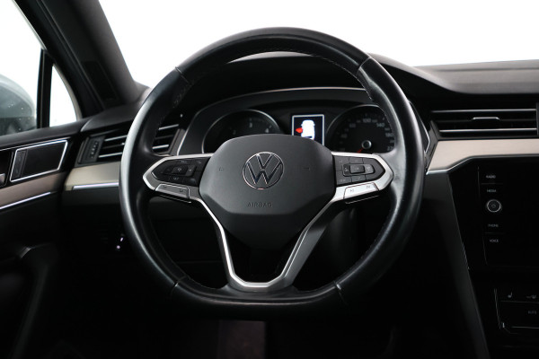 Volkswagen Passat Variant 2.0 TDI Elegance Business Automaat, navigatie, Apple CarPlay, Climate