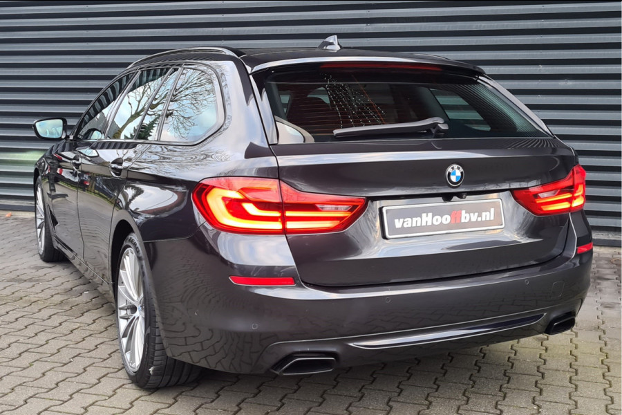 BMW 5 Serie Touring 540d xDrive High Executive -Head up - ACC