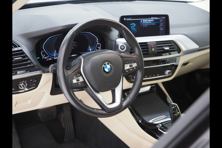 BMW X3 xDrive30e 292PK | Panoramadak | Leder | Virtual | Camera | Carplay