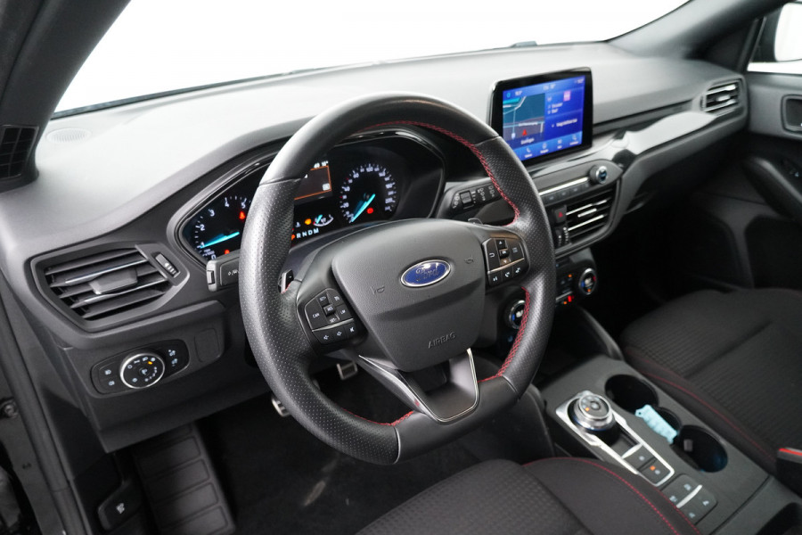 Ford FOCUS Wagon BWJ 11-2020 | 1.5T 150PK ST Line X BuS AUTOMAAT | TREKHAAK | NAVI | CAMERA  | CARPLAY | CLIMA | PDC |