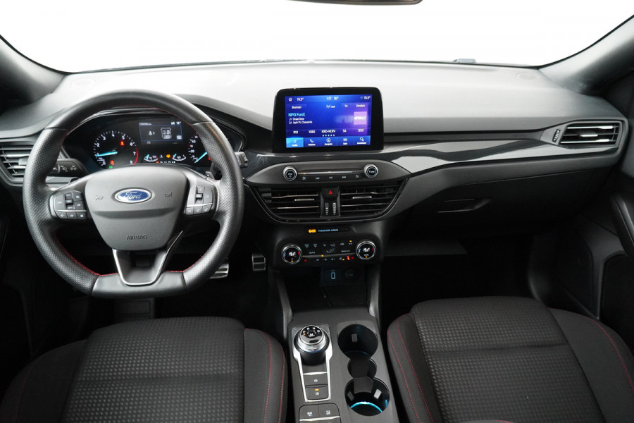 Ford FOCUS Wagon BWJ 11-2020 | 1.5T 150PK ST Line X BuS AUTOMAAT | TREKHAAK | NAVI | CAMERA  | CARPLAY | CLIMA | PDC |