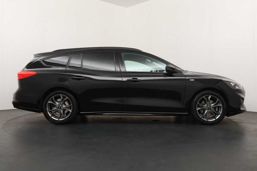 Ford FOCUS Wagon BWJ 11-2020 | 1.5T 150PK ST Line X BuS AUTOMAAT | TREKHAAK | NAVI | CAMERA  | CARPLAY | CLIMA | PDC |