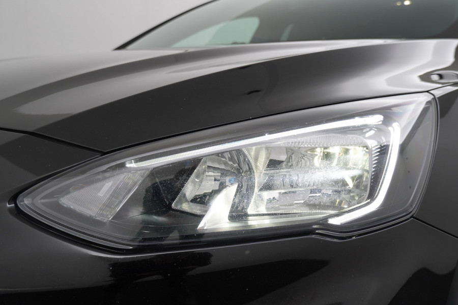 Ford FOCUS Wagon BWJ 11-2020 | 1.5T 150PK ST Line X BuS AUTOMAAT | TREKHAAK | NAVI | CAMERA  | CARPLAY | CLIMA | PDC |