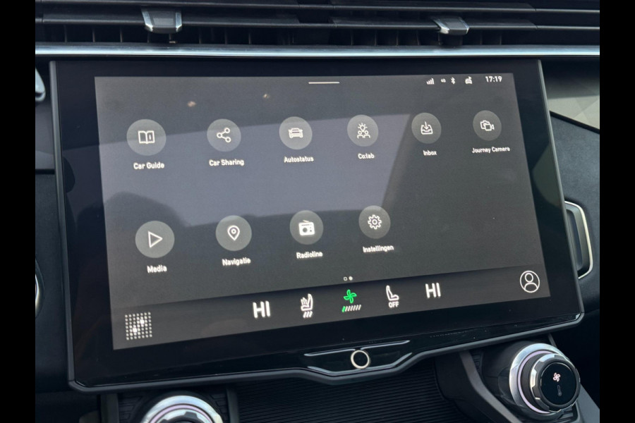 Lynk & Co 01 1.5 PHEV / PANORAMADAK / 4-SEIZOENENBAND / KEYLESS / CARPLAY / VOL OPTIES