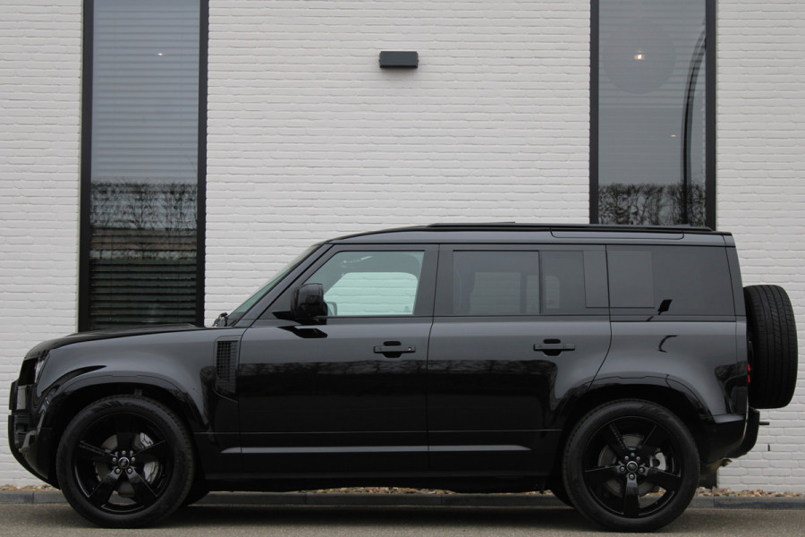 Land Rover Defender 110 3.0 D300 / 110 / X-Dynamic / HSE / Luchtvering / Panorama / Vol Opties / NIEUW