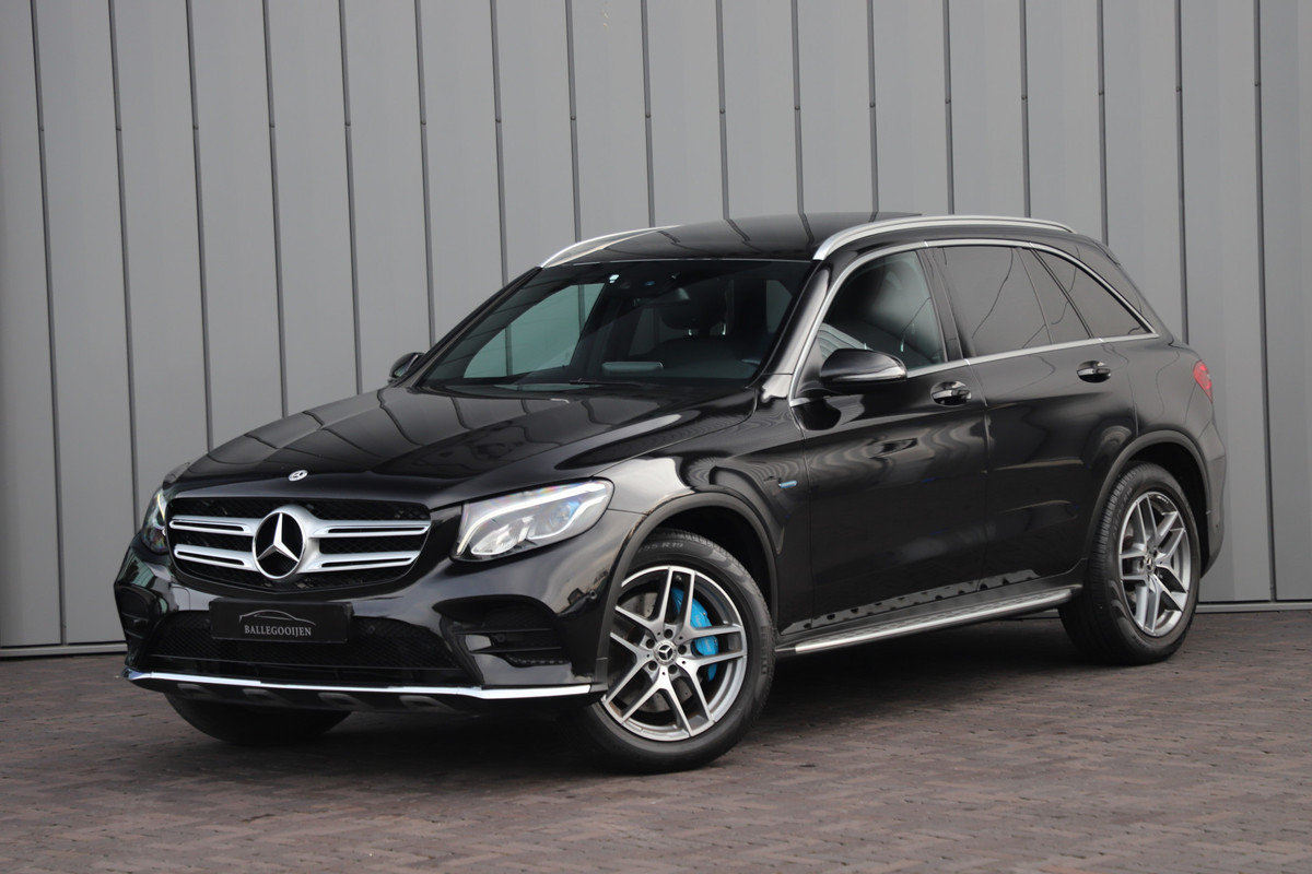 Mercedes-Benz GLC 350e AMG 4-Matic | Luchtvering | Panoramadak | Leder | Keyles-start | Standkachel | Led | 2017