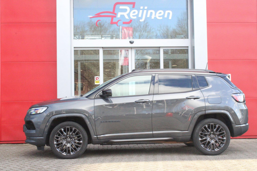 Jeep Compass 4xe 240PK Plug-in Hybrid S | PANORAMISCH SCHUIF/KANTELDAK | ALPINE AUDIO SYSTEM | ELEKTRISCH VERSTELBARE VOORSTOELEN | 360° CAMERA | KEYLESS ENTRY/START | LEDEREN BEKLEDING | DRAADLOZE APPLE CARPLAY/ANDROID AUTO | NAVIGATIE | DODEHOEK DETECTIE | DRAADLOZE TELEFOONLADER | STOEL/STUUR VERWARMING | 19" LICHTMETALEN VELGEN |