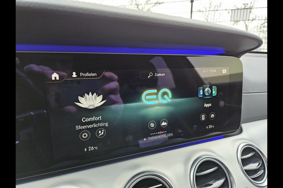 Mercedes-Benz E-Klasse Estate 300 e AMG Plug In Hybrid 320pk Dealer O.H PHEV | Widescreen Navi | Sfeerverlichting | Night Pakket | Camera | Apple Carplay | Alcantara Sportstoelen Verwarmd | LED |