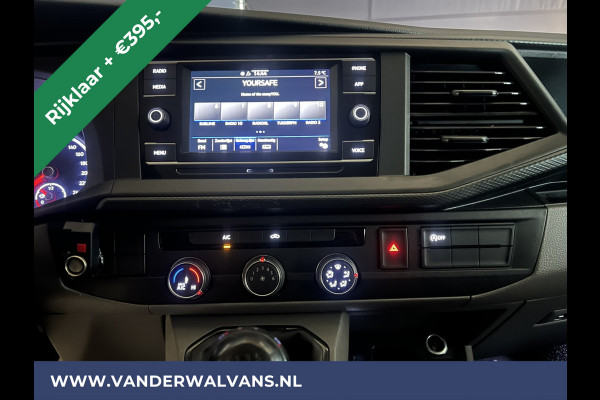 Volkswagen Transporter 2.0 TDI 111pk L1H1 Euro6 RIJKLAAR Airco | Camera | Apple Carplay | Android Auto | Cruisecontrol Trekhaak, Parkeersensoren